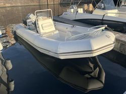 2005 Zodiac 480DL