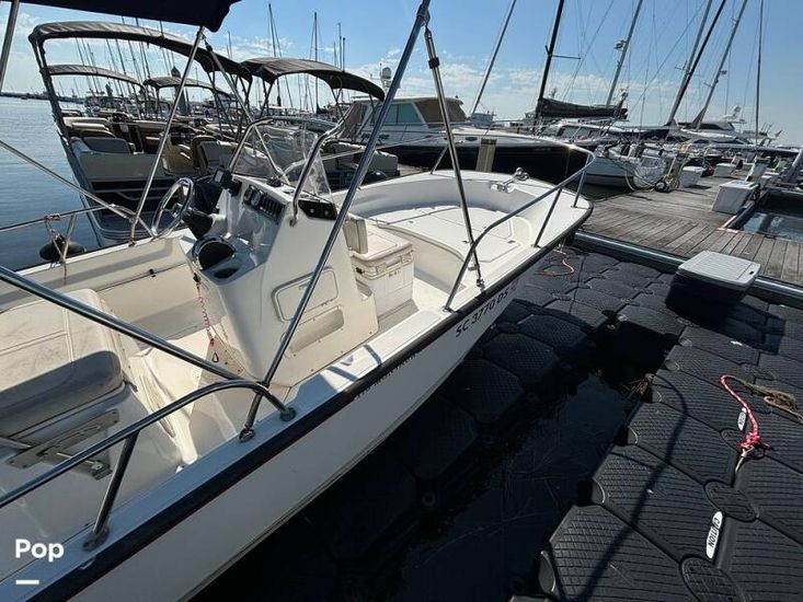 2022 Boston Whaler montauk 170