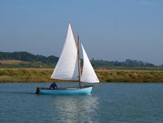 Summer Boat Design 15' Lug Rigged Sloop