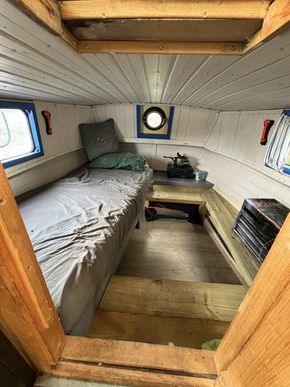 Back cabin 