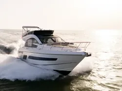 2019 Fairline Squadron 53