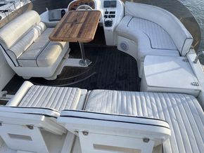 Flybridge with table