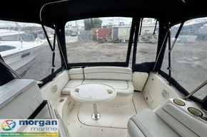 Rinker-Fiesta-Vee-250-seating