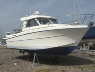 beneteau 710