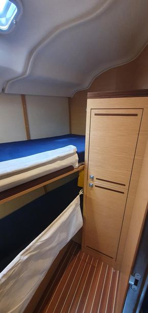 Sailors bunk space storage