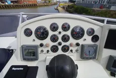 2005 Four Winns Horizon 240