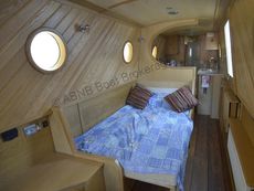 INCEPTION &bull; 60ft 1in, Semi-Trad, 2+3 berths, 2013.