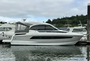 2018 Jeanneau Leader 33