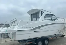 2024 Beneteau Antares 8