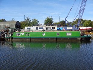 57ft Cruiser stern Narrowboat built 2010 by Jones Engineering