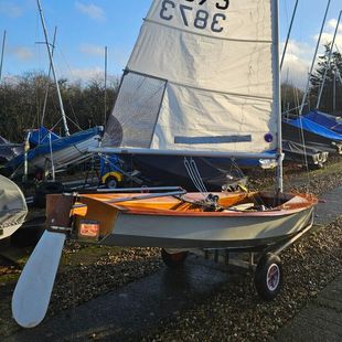 Solo 3873 - Tony Thresher wooden build