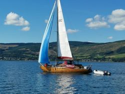King’s Ametyst, 32ft, wood