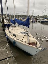 Hunter liberty 22 trailer sailer