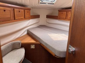 Westerly Riviera - Forward Cabin