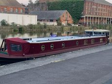 65ft wide beam live aboard RLL "Goodlife" Avon Barge