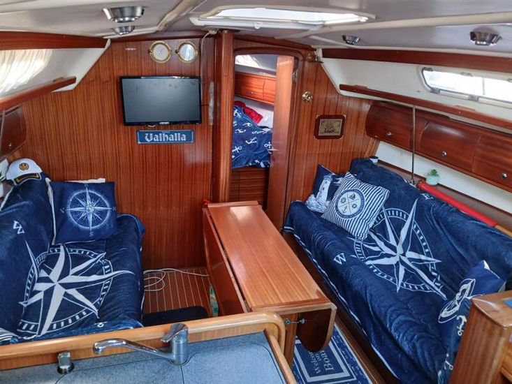 2002 Bavaria 36