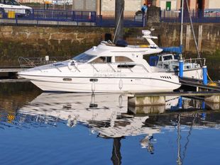 1999 Sealine F33
