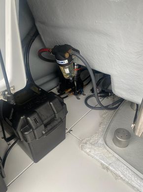  SeaStar power assist pump
