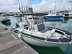 Extreme Boats 645 Centre Console