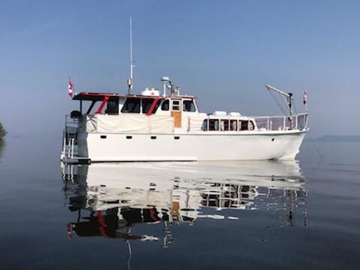48' Twin Screw Steel Cruiser/Trawler