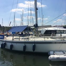 1985 MOODY 37 schooner "PARTITA"