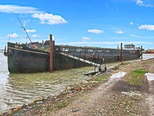 Residential Converted Dutch Cargo Barge