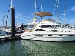Sealine  F37