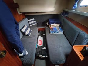 Moody Eclipse 43  - Cabin 