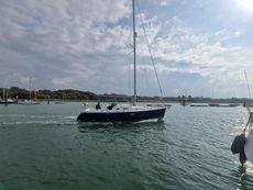 Beneteau Oceanis 323 