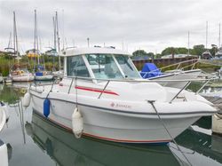 2004 Jeanneau Merry Fisher 635