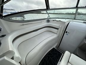 2008 Rinker 280 Cabin Cruiser 8