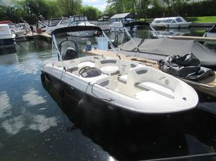 2020 Bayliner E18