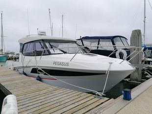 2017 Beneteau Antares 8.80