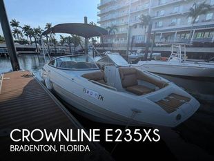 2023 Crownline E235XS