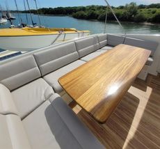 1986 Hatteras 54