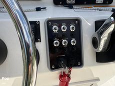 2018 NauticStar NauticBay 1810