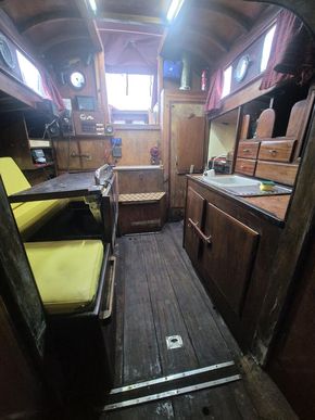 Main cabin