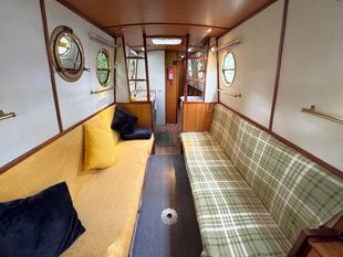 Midland Canal Centre Cruiser Stern Narrowboat