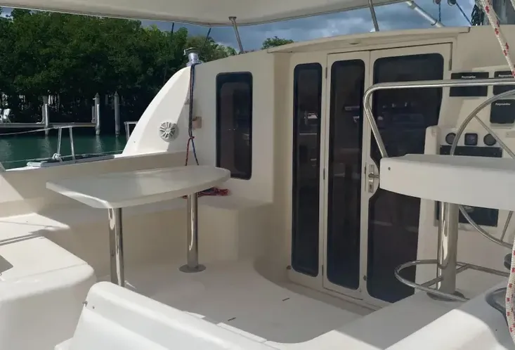 2003 Robertson And Caine leopard 38