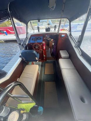 1995 32ft Viking River Cruiser