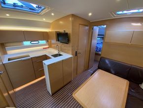 Bavaria 450 Sports Coupe (3 cabin version) - Galley