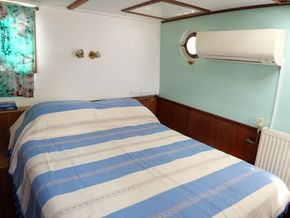 Dutch Barge 22M Luxemotor - Forward Cabin