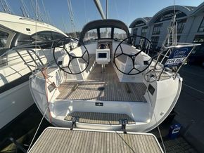 Bavaria Cruiser 37 2
