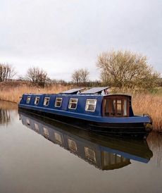 60ft Cruiser Stern Narrowboat with Windsor Mooring