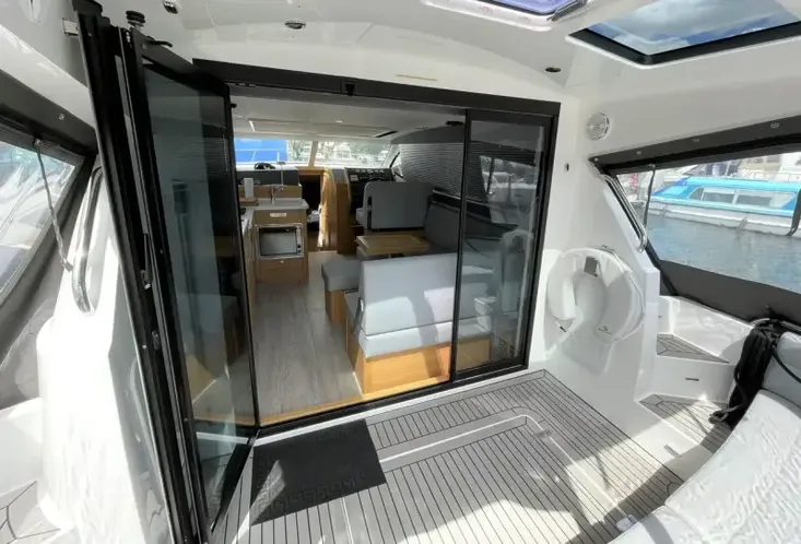 2021 Haines 36 Sedan