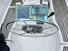 Beneteau Oceanis Clipper 331 for sale with BJ Marine