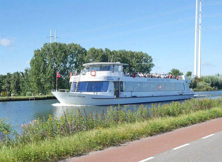 Dagpassagiersschip