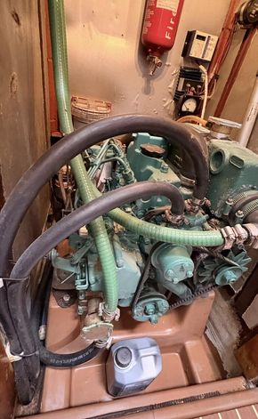Volvo Penta 29hp MD2030d engine