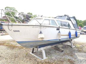 Eastwood 24  - Exterior