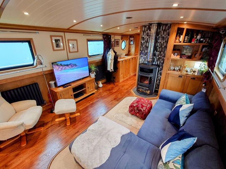 2021 Collingwood Boat 60ft x 12ft Luxury Widebeam
